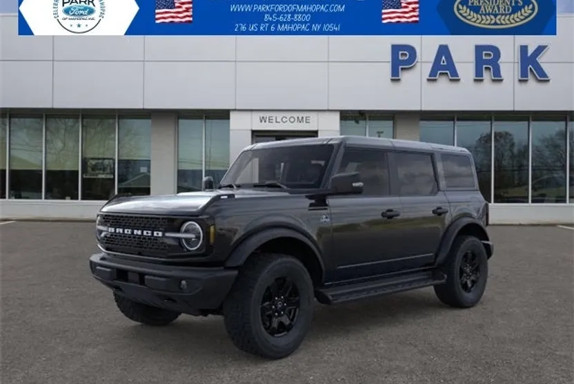 2025 Ford Bronco Outer Banks photo 1