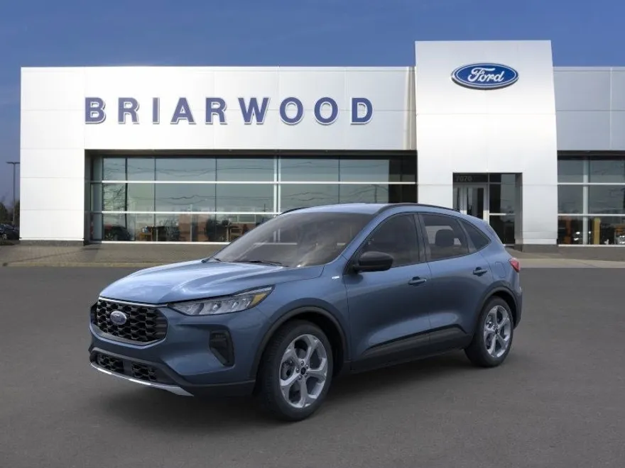 2025 Ford Escape ST-Line photo 1