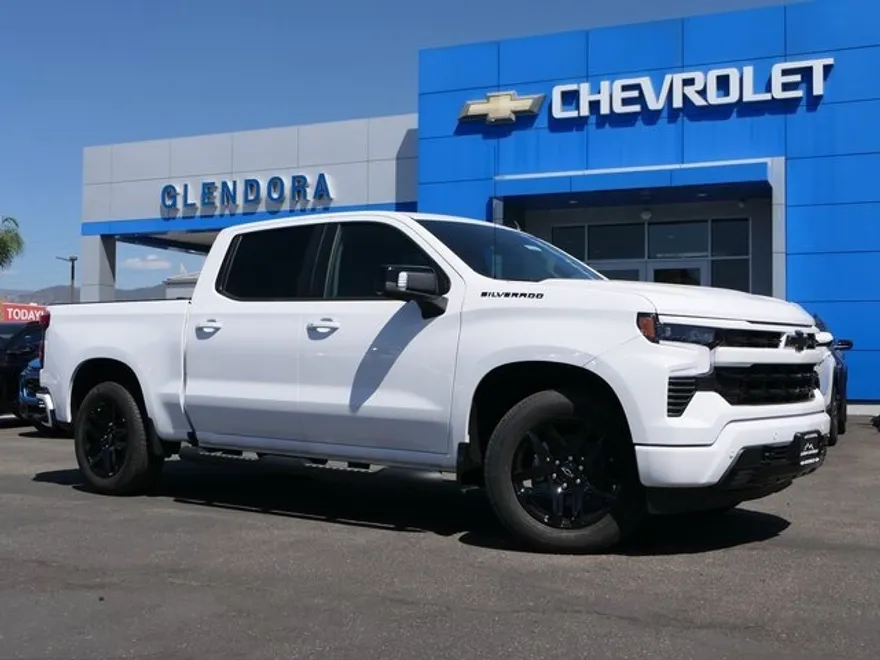 2025 Chevrolet Silverado 1500 RST photo 1