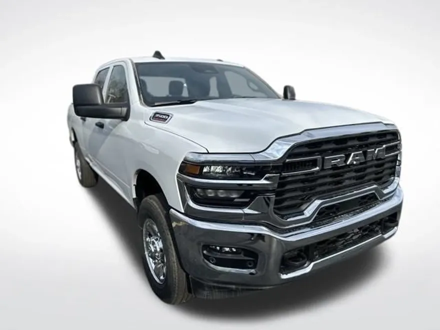 2025 Ram 3500 Tradesman photo 2
