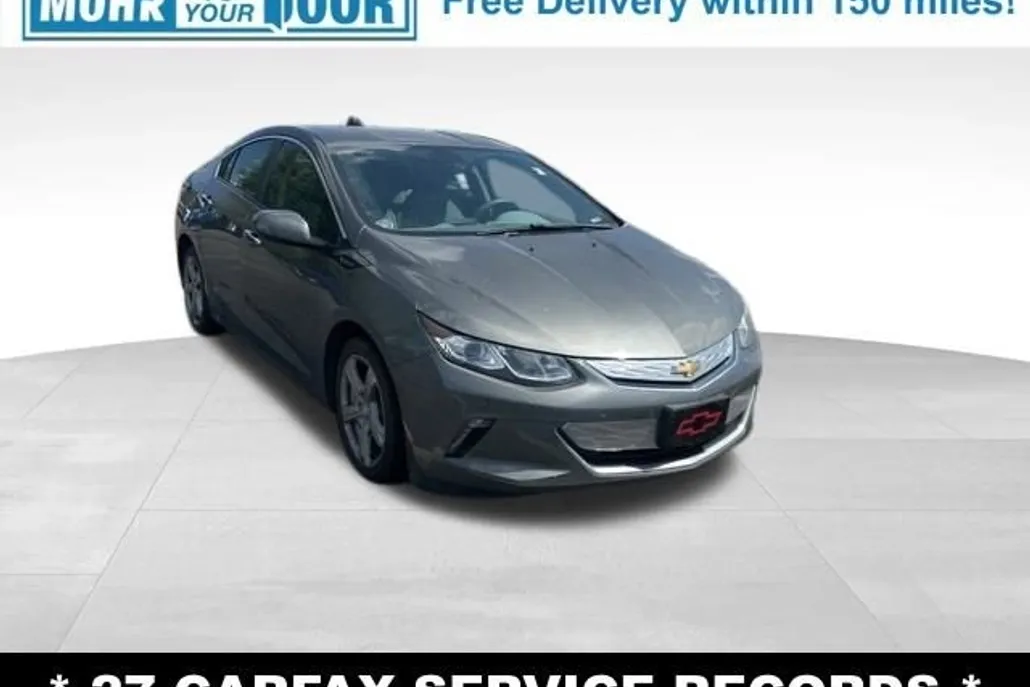 2017 Chevrolet Volt LT photo 1