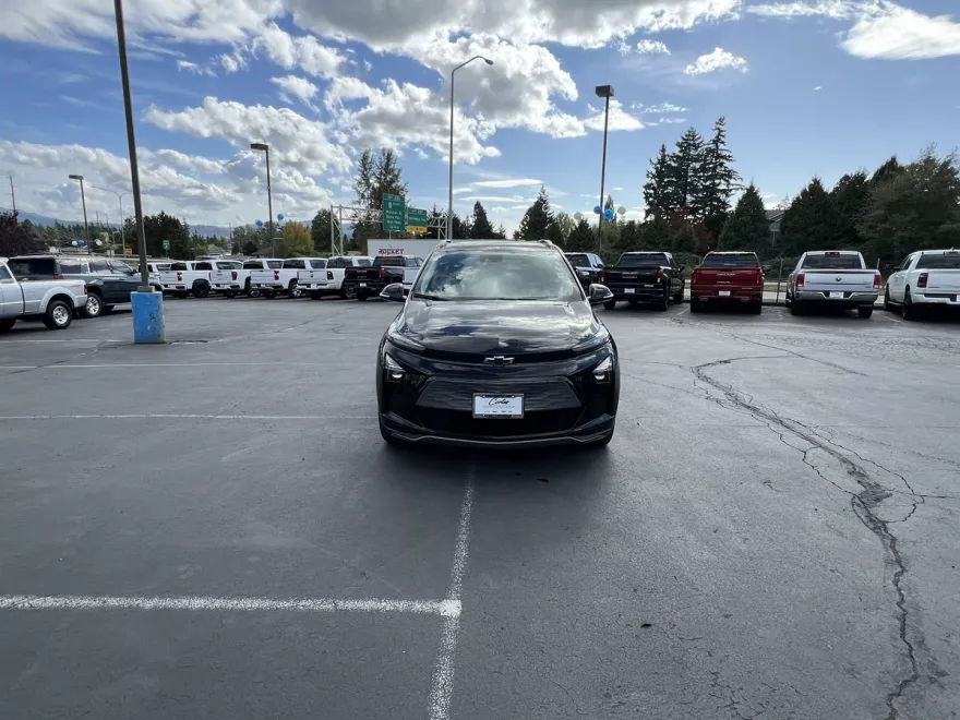 2022 Chevrolet Bolt EUV photo 1
