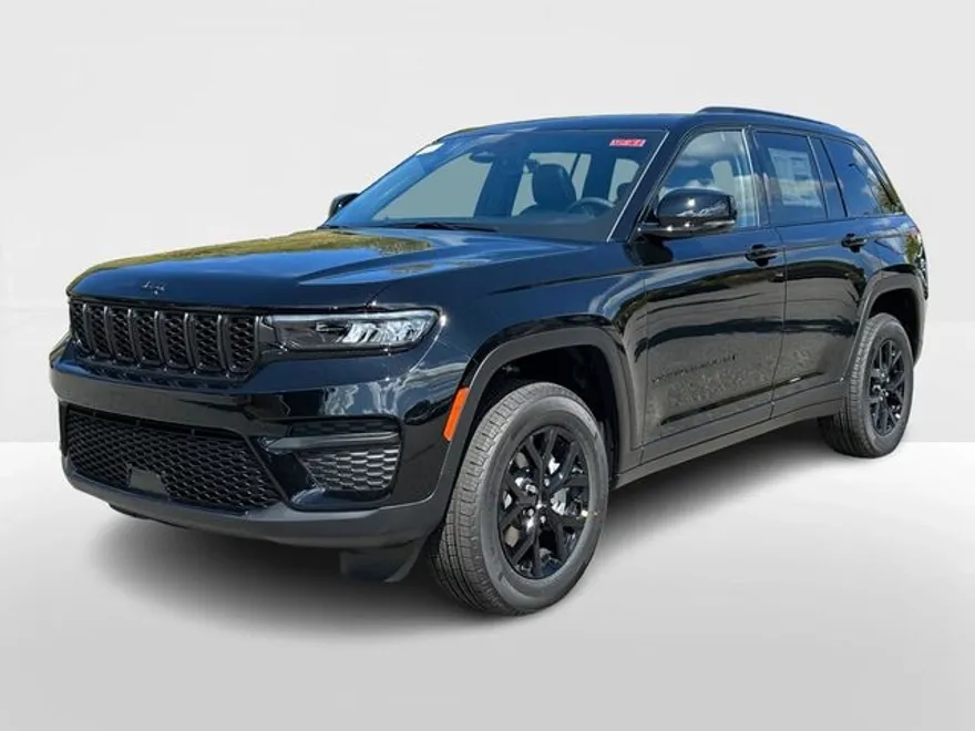 2025 Jeep Grand Cherokee Altitude photo 1