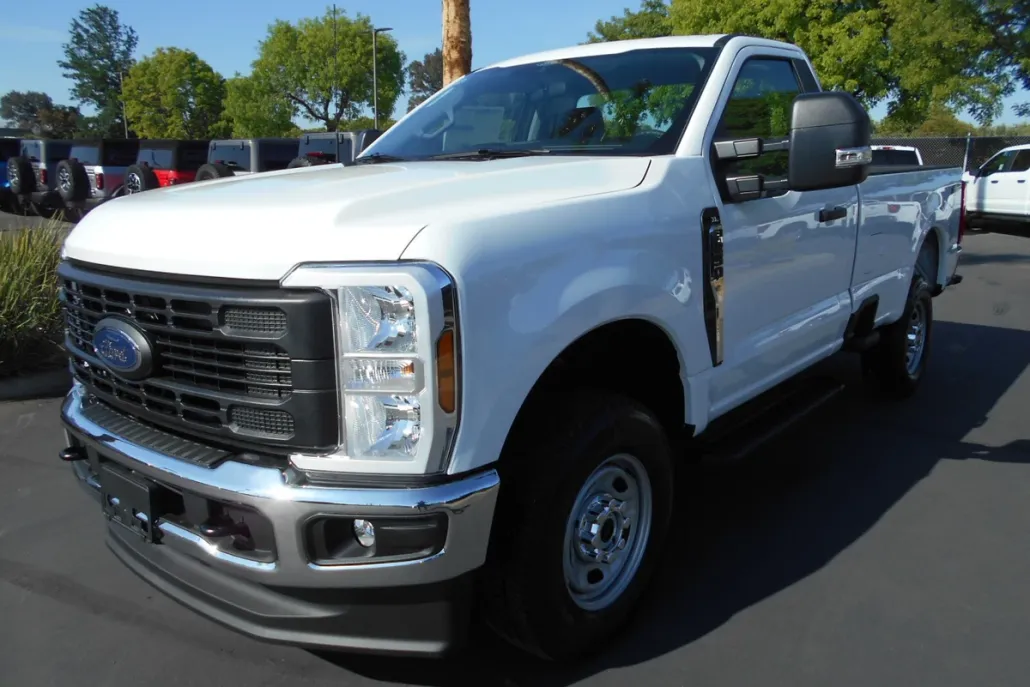 2025 Ford F-250 XL photo 1