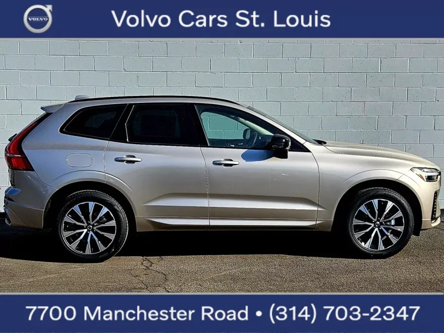 2025 Volvo XC60 B5 Core photo 1