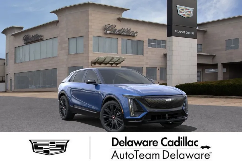2025 Cadillac Lyriq Sport photo 1