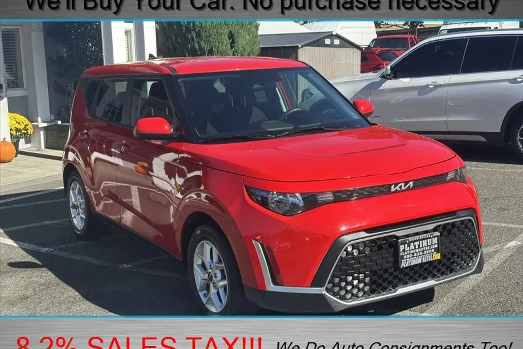 2024 Kia Soul LX S photo 1