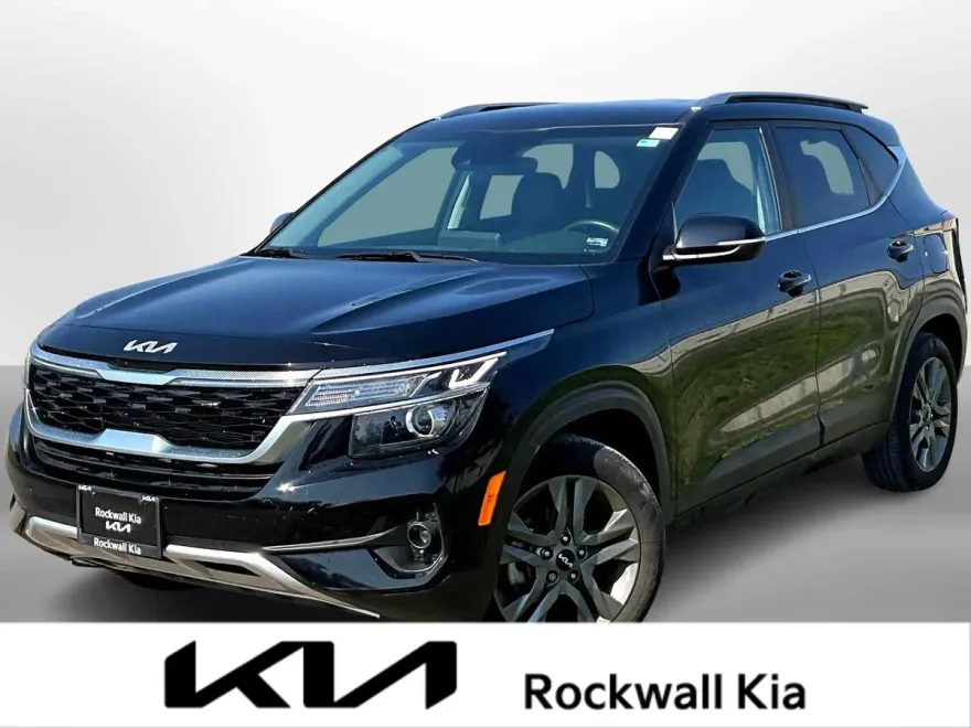 2023 Kia Seltos S photo 1
