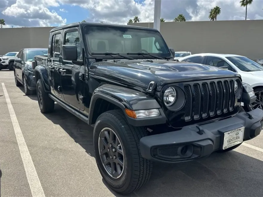 2022 Jeep Gladiator Overland photo 1