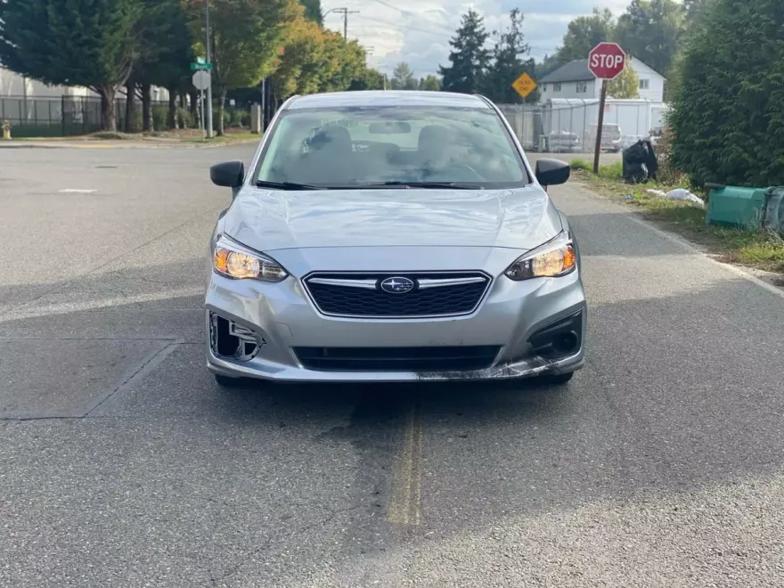 2018 Subaru Impreza 2.0i photo 1