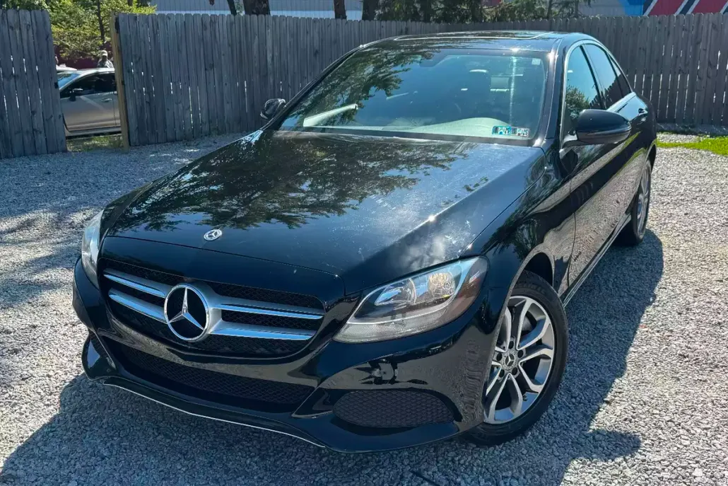 2018 Mercedes Benz C 300 photo 1