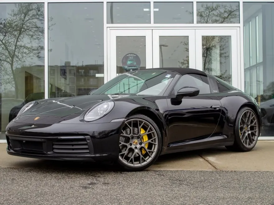2021 Porsche 911 Targa 4S photo 1