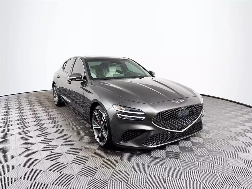 2025 Genesis G70 3.3T Sport Prestige photo 1