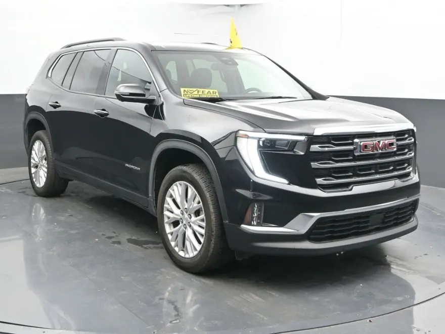 2024 Gmc Acadia Elevation photo 1