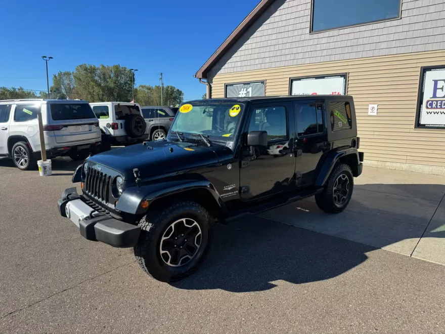 2008 Jeep Wrangler Unlimited Sahara photo 1