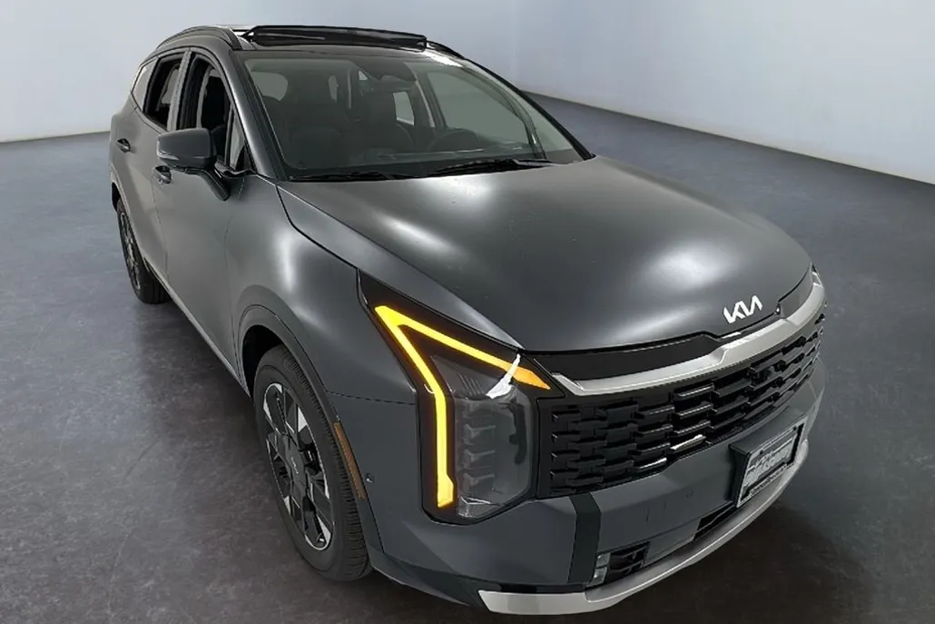 2026 Kia Sportage Hybrid photo 1