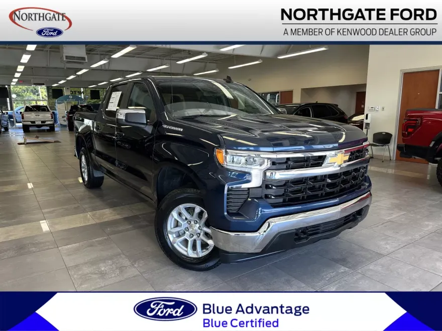 2022 Chevrolet Silverado 1500 LT photo 1