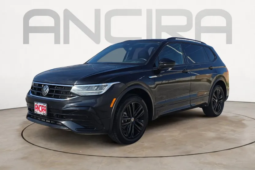 2022 Volkswagen Tiguan SE R-Line Black photo 1
