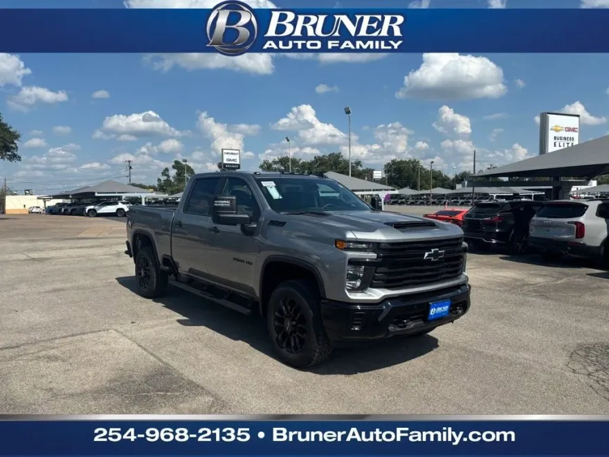 2025 Chevrolet Silverado 2500HD Custom photo 1