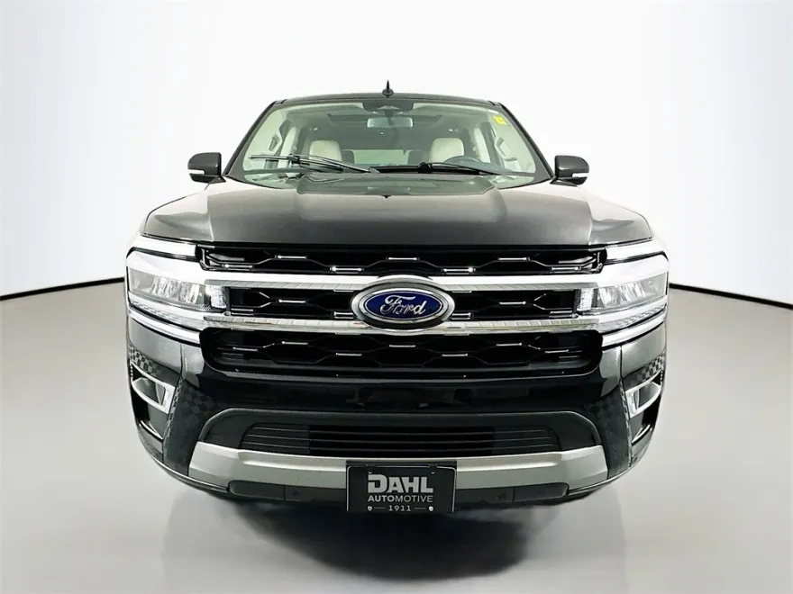 2024 Ford Expedition Limited photo 1