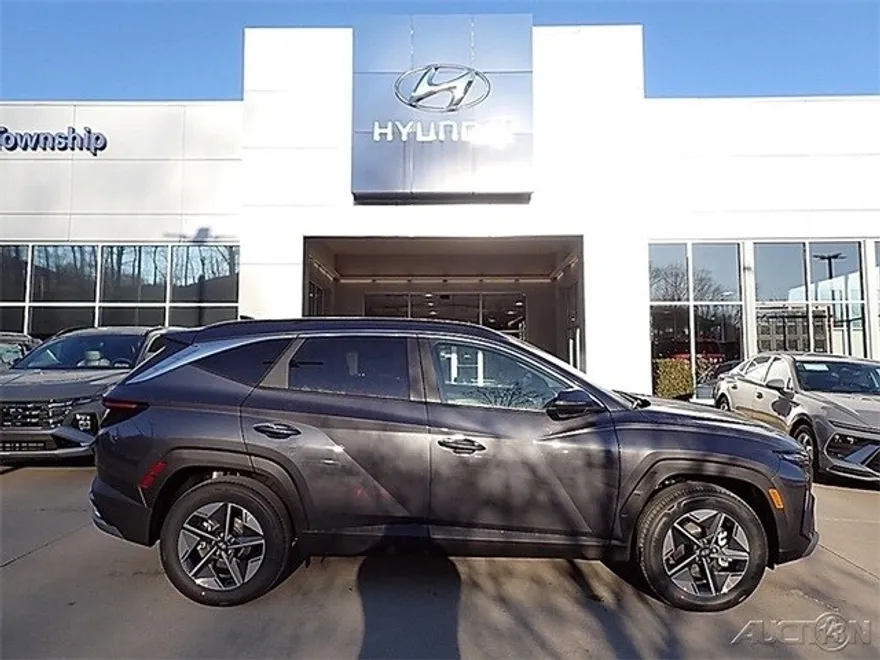 2025 Hyundai Tucson Hybrid SEL Convenience photo 1