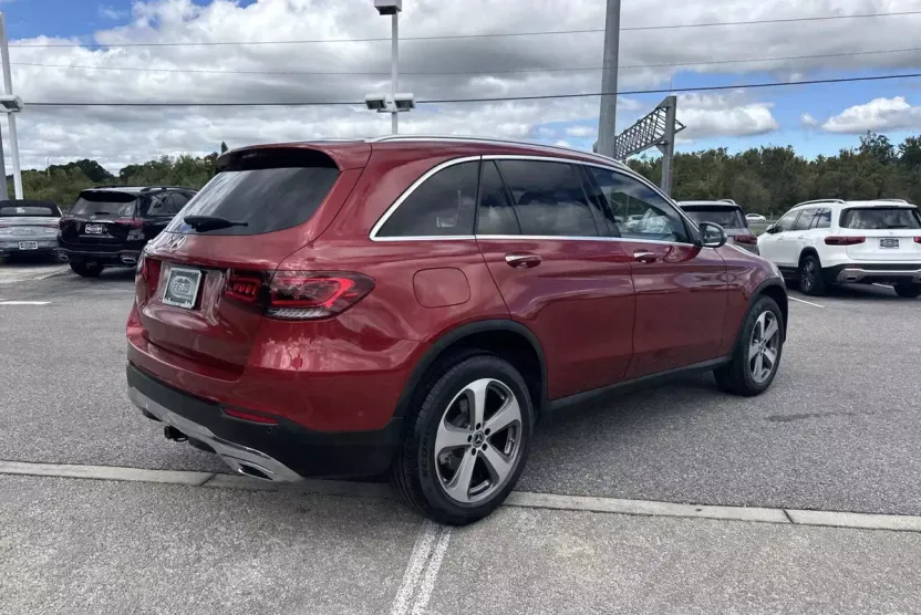 2021 Mercedes Benz GLC 300 photo 1