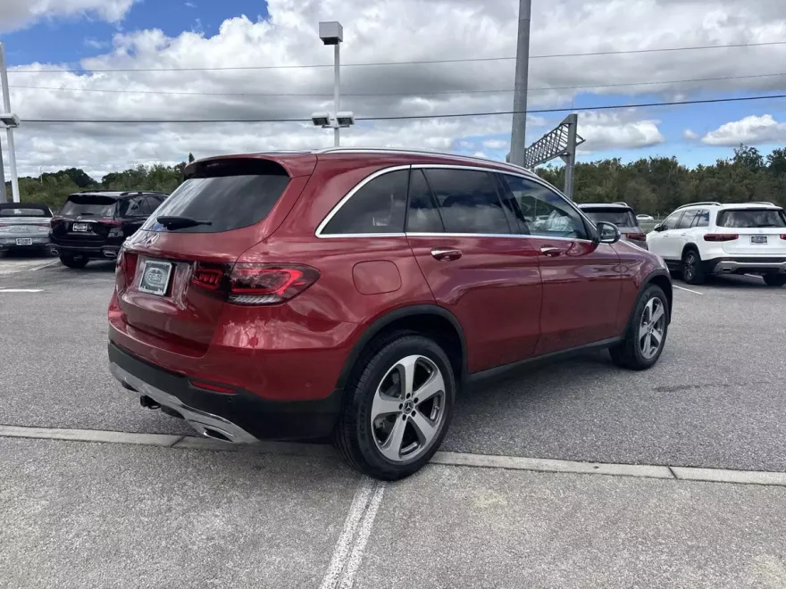 2021 Mercedes Benz GLC 300 photo 1