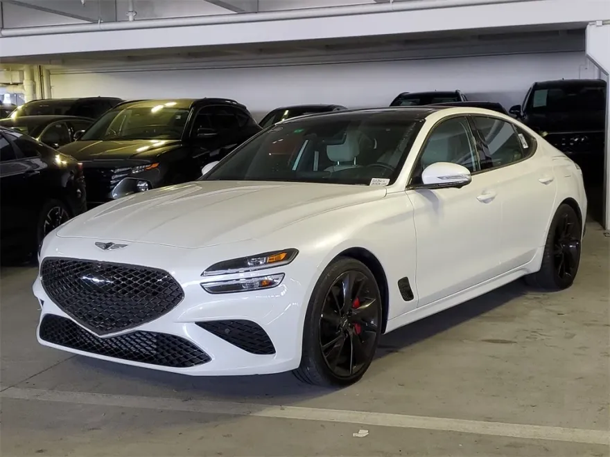 2023 Genesis G70 3.3T Sport Prestige photo 1