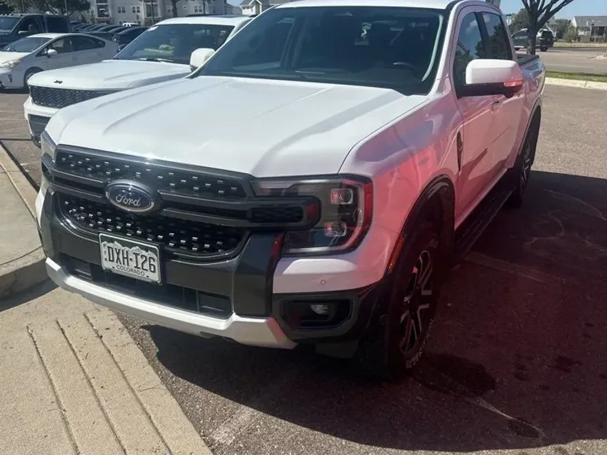 2024 Ford Ranger Lariat photo 1