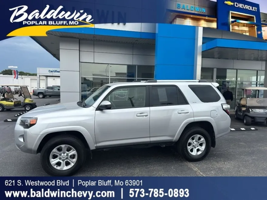2024 Toyota 4Runner SR5 photo 1