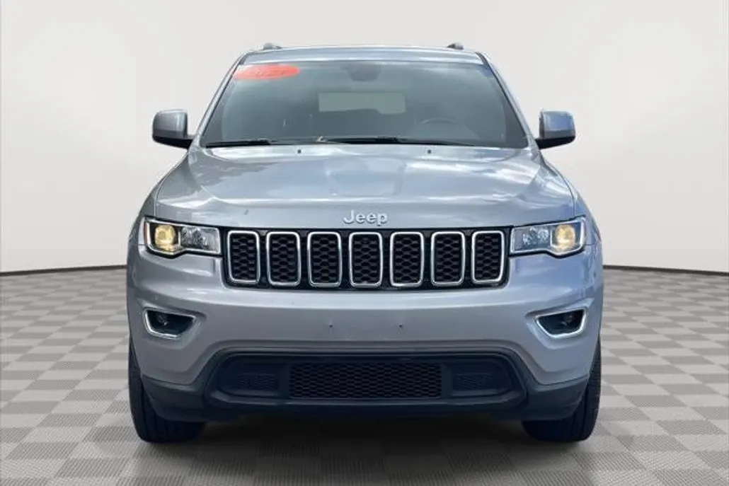 2021 Jeep Grand Cherokee Laredo E photo 1