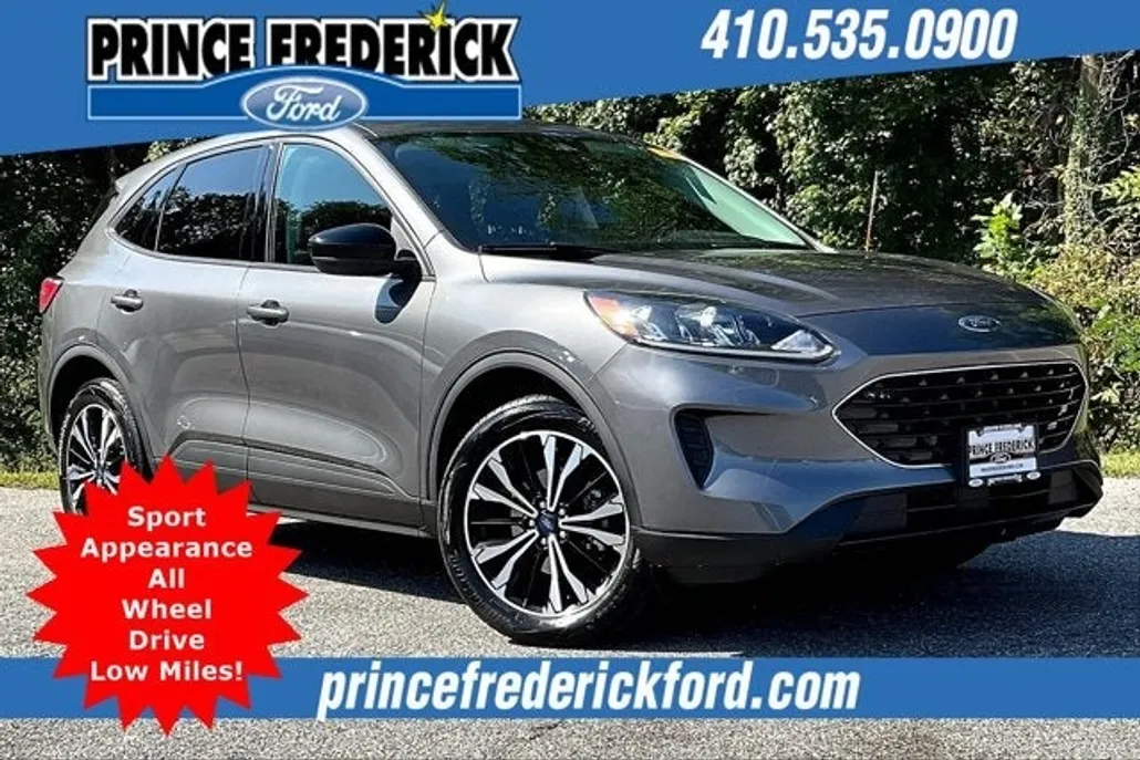 2022 Ford Escape SE photo 1