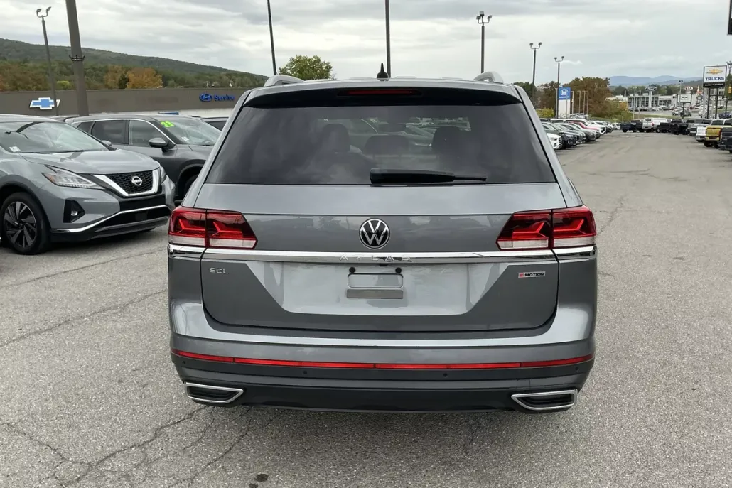 2021 Volkswagen Atlas SEL photo 1