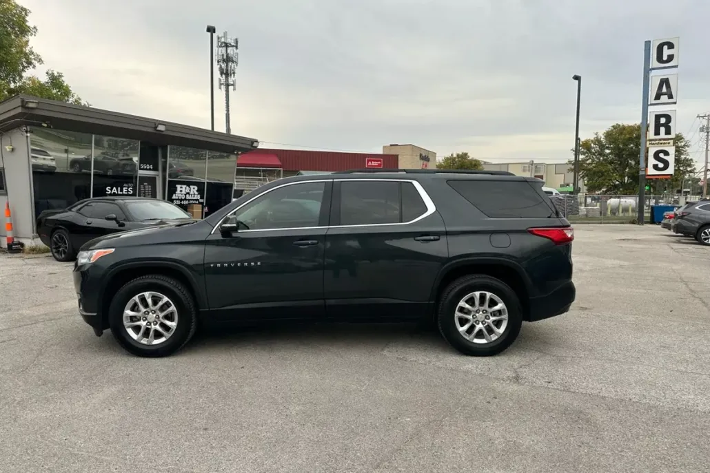 2020 Chevrolet Traverse photo 1