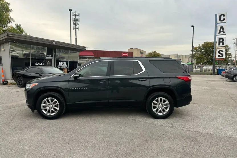 2020 Chevrolet Traverse photo 1