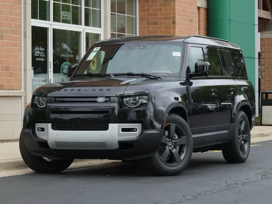 2025 Land Rover Defender 130 S photo 1