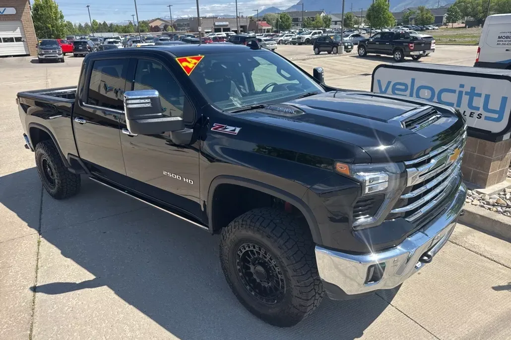 2024 Chevrolet Silverado 2500HD LTZ photo 1
