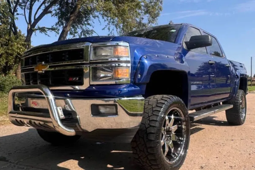 2014 Chevrolet Silverado 1500 LT photo 1