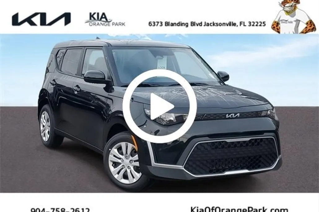 2025 Kia Soul LX photo 1