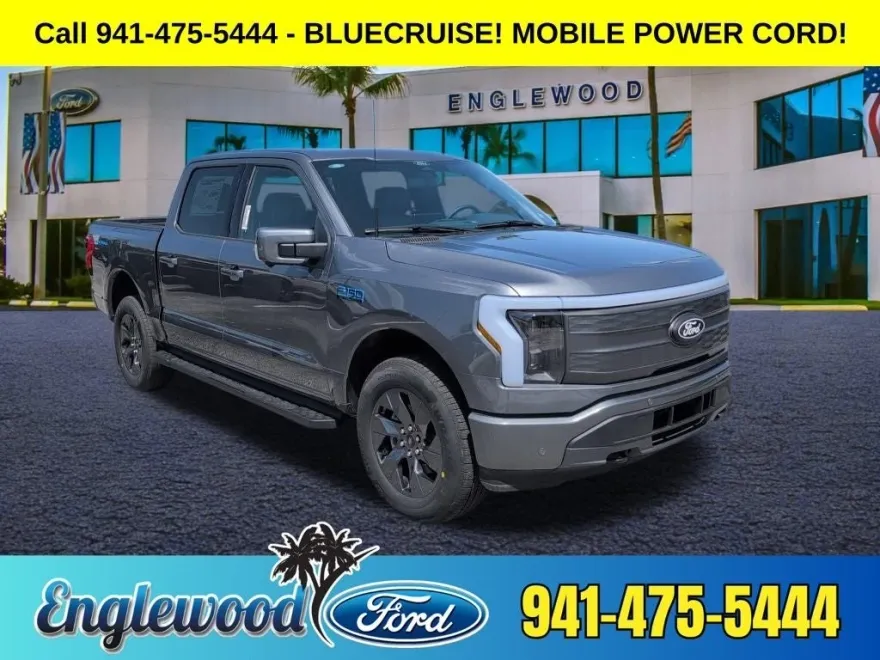 2025 Ford F-150 Lightning Lariat photo 1