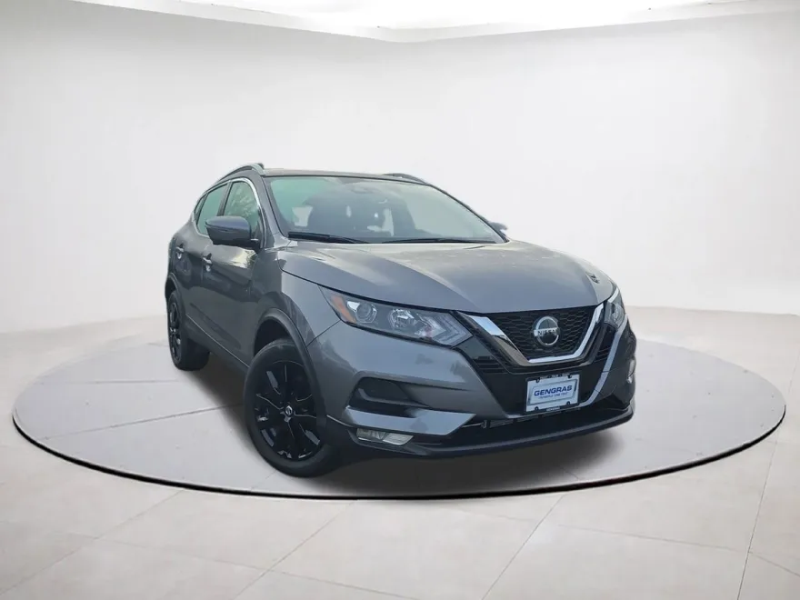 2022 Nissan Rogue Sport SV photo 1