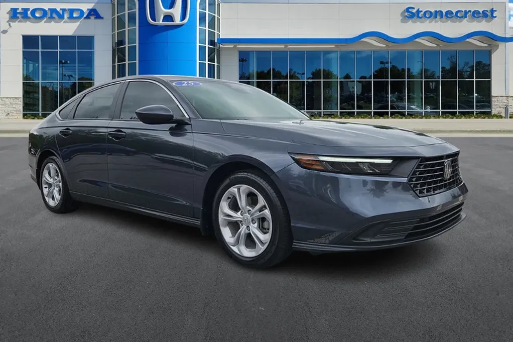 2025 Honda Accord LX photo 1