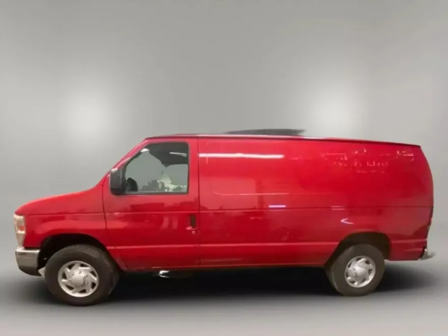 2013 Ford E-250 photo 1