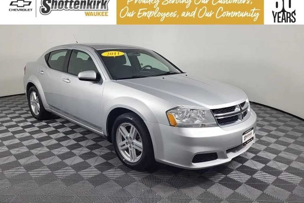2011 Dodge Avenger Mainstreet photo 1