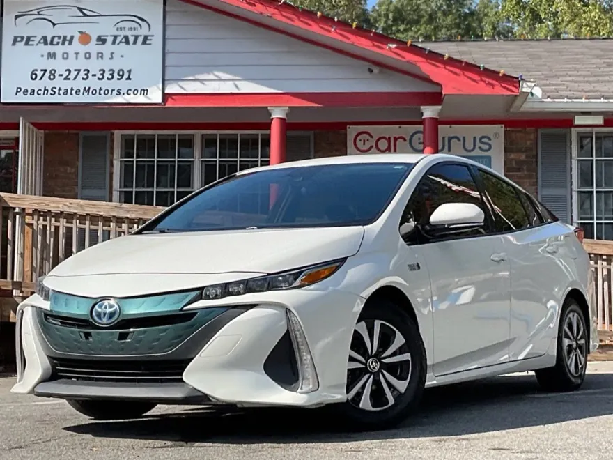 2018 Toyota Prius Prime photo 1