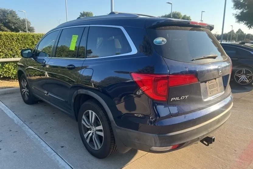 2016 Honda Pilot EX-L photo 1