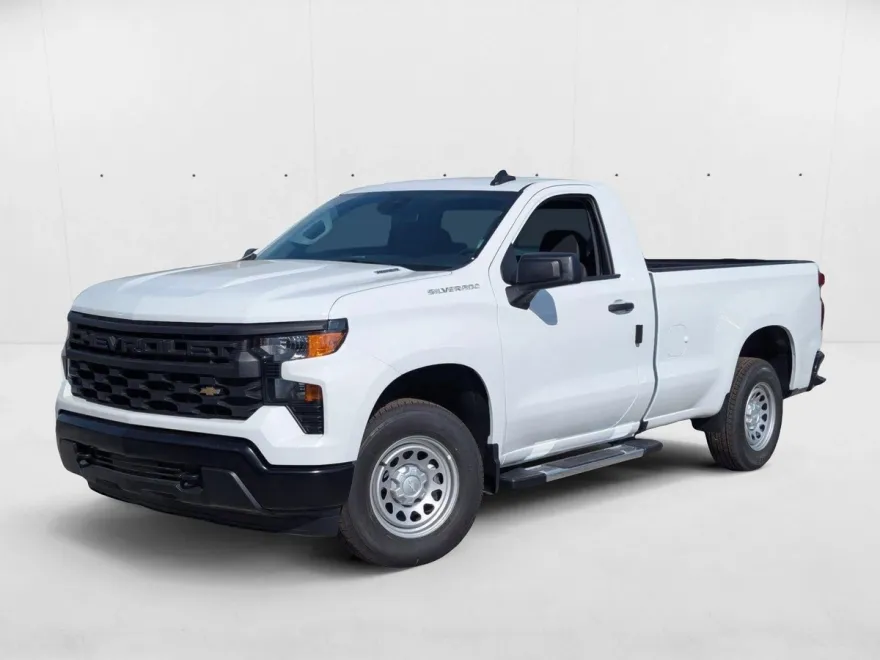 2025 Chevrolet Silverado 1500 photo 1