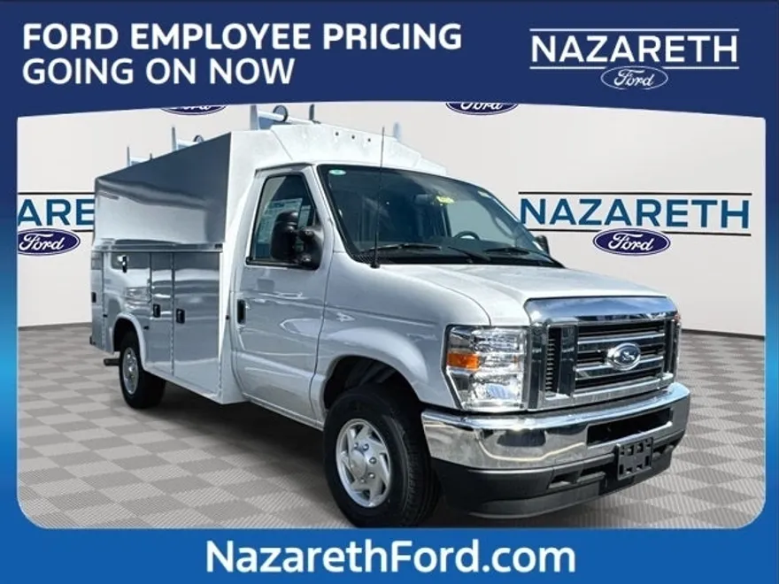 2025 Ford E-350 Base photo 1