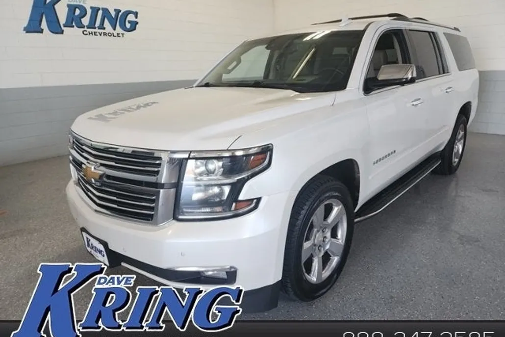 2019 Chevrolet Suburban Premier photo 1