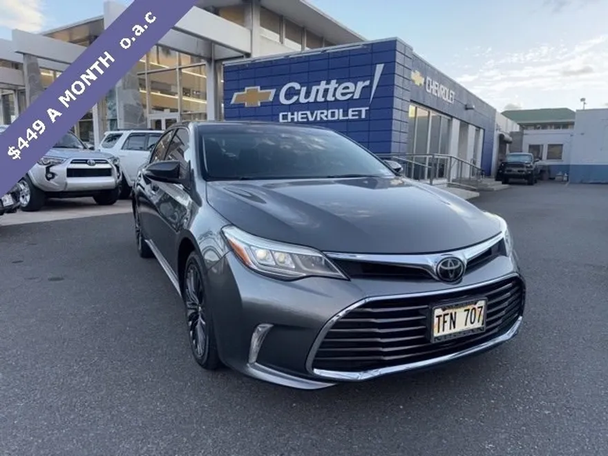 2017 Toyota Avalon XLE photo 1